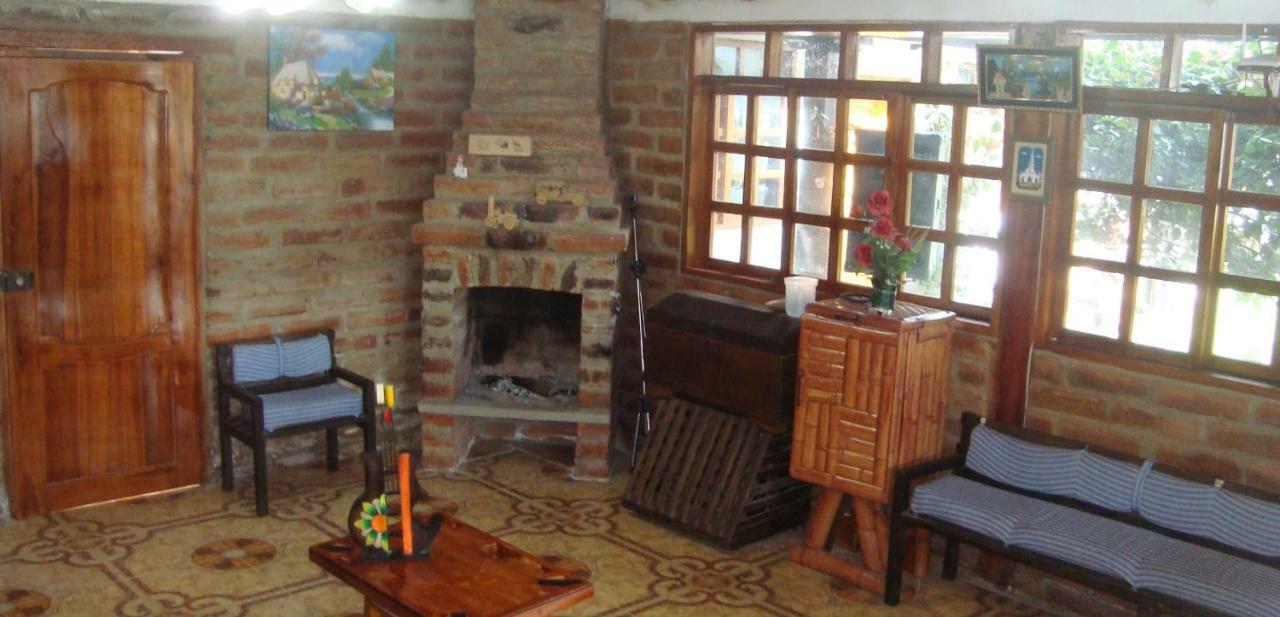 El Descanso “The Rest” Otavalo Exterior foto